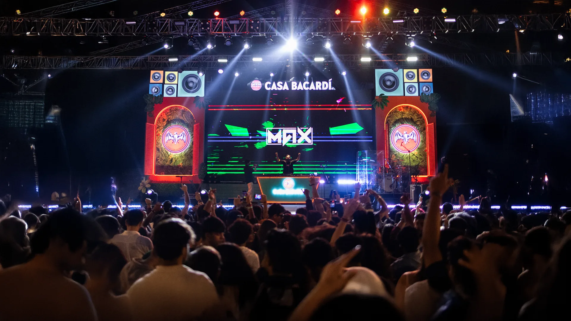 Max headlining the Casa Bacardí stage in front of a packed festival crowd.